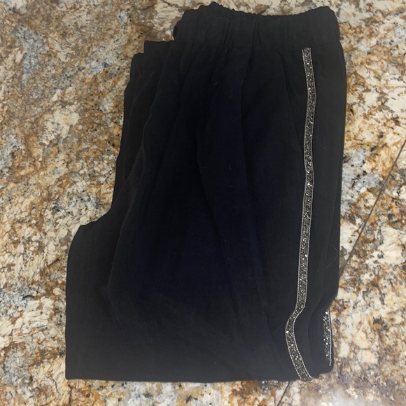 Zara Pants Jogger Style With Detailed Piping. New without tags. Size Large - Picture 1 of 5